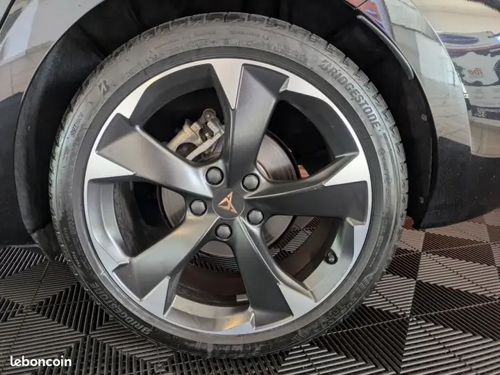 Cupra Leon 2025 photo 4