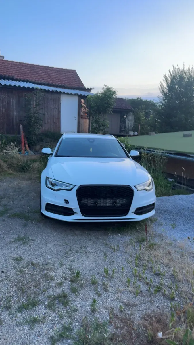 Audi A6 2013 photo 2