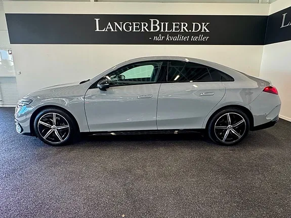 Mercedes-Benz Cla250 2026 photo 2