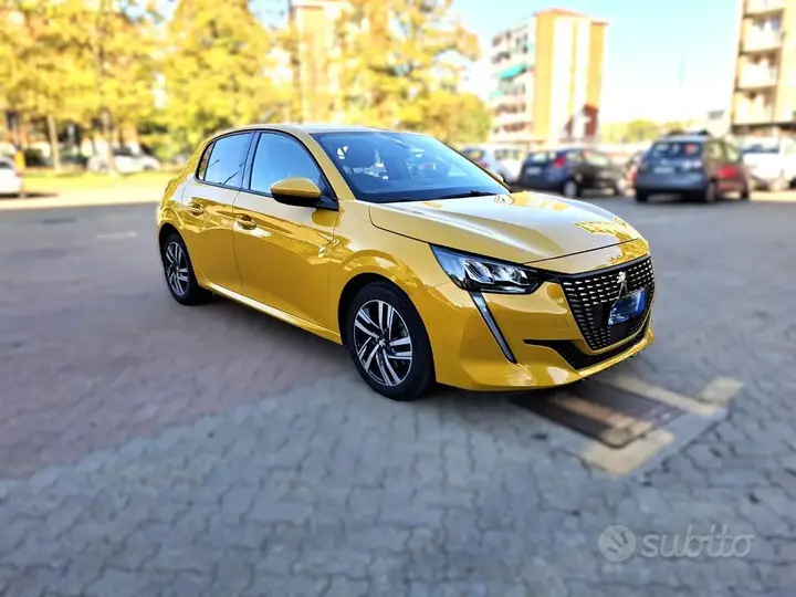 Peugeot 208 2021 photo 2