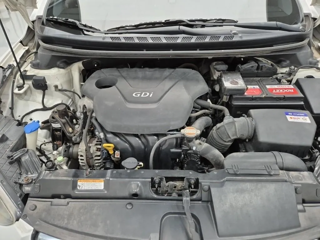 Hyundai Elantra 2011 photo 5