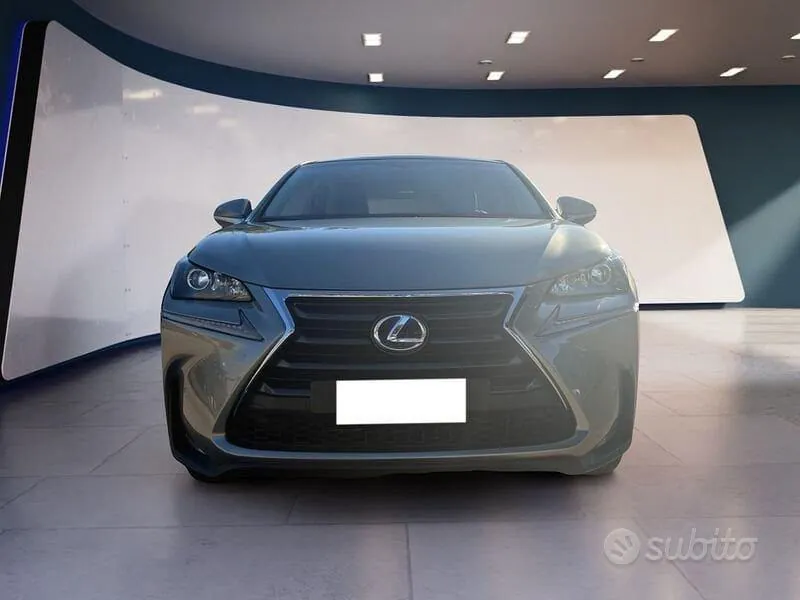Lexus Nx 2017 photo 2