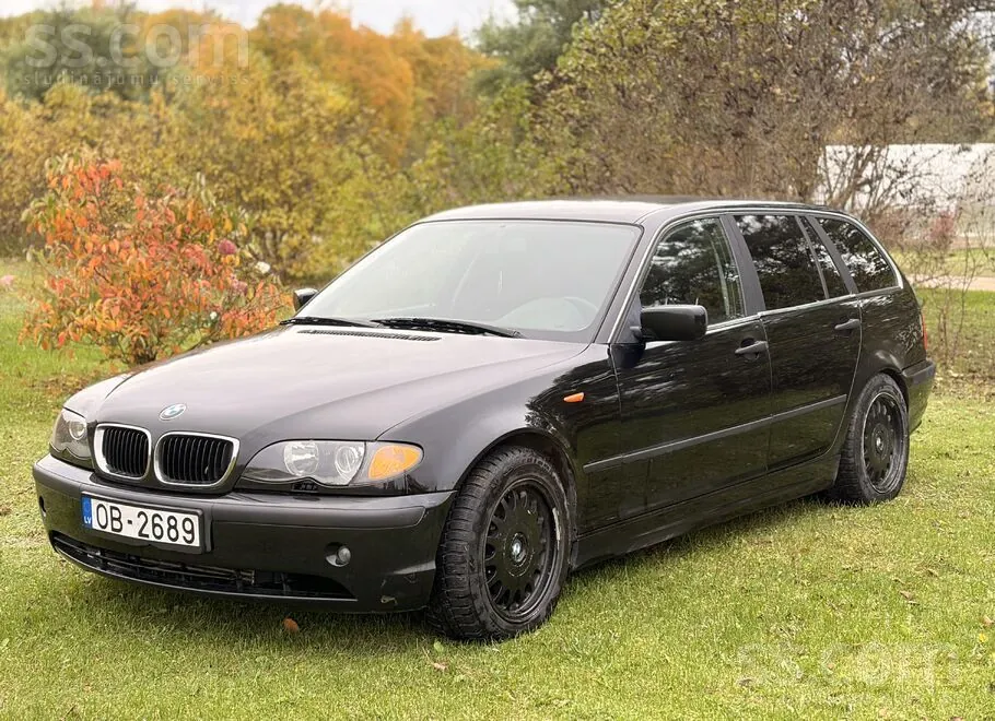 BMW 320