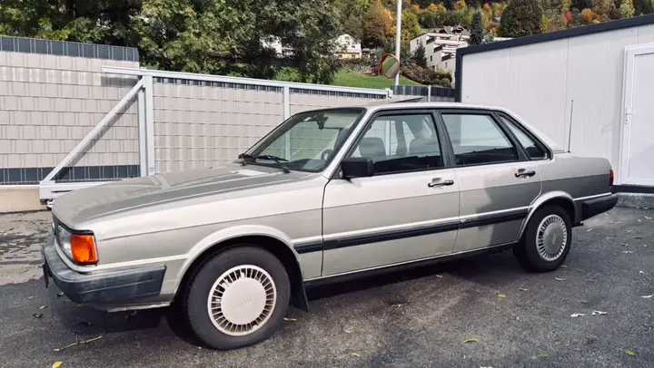 Audi 80