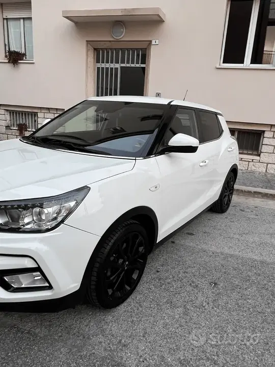KG Mobility Tivoli 2020 photo 2