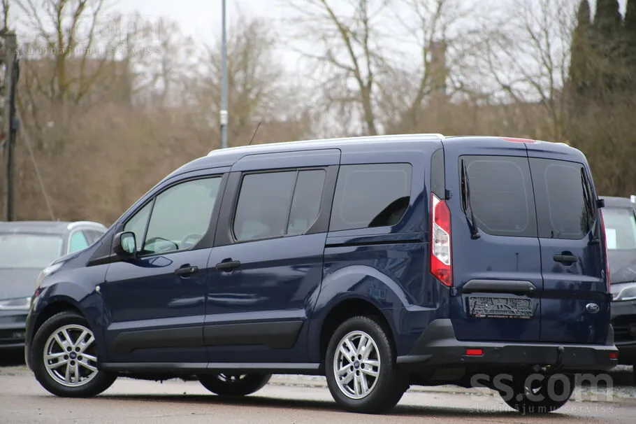 Ford Grand Tourneo 2019 photo 3