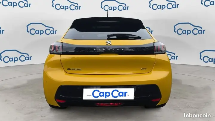 Peugeot 208 2021 photo 3