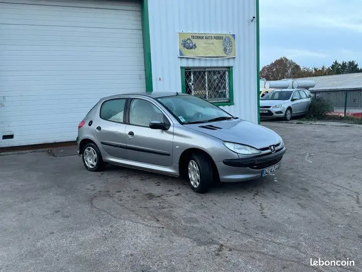 Peugeot 206 2000 photo 2