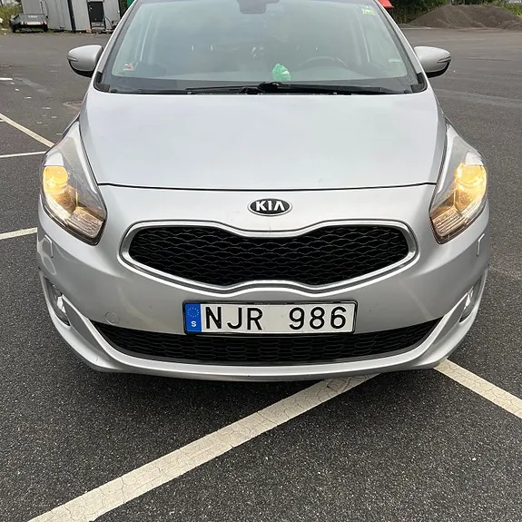 Kia Carens 2014 photo 3