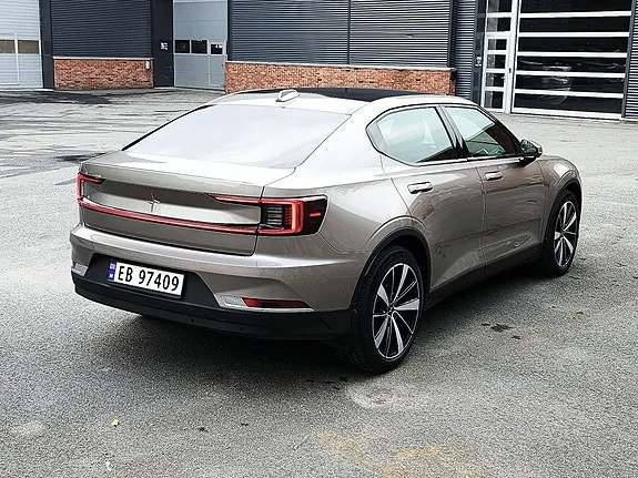 Polestar 2 2021 photo 3