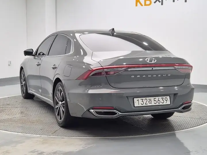 Hyundai Grandeur 2021 photo 2