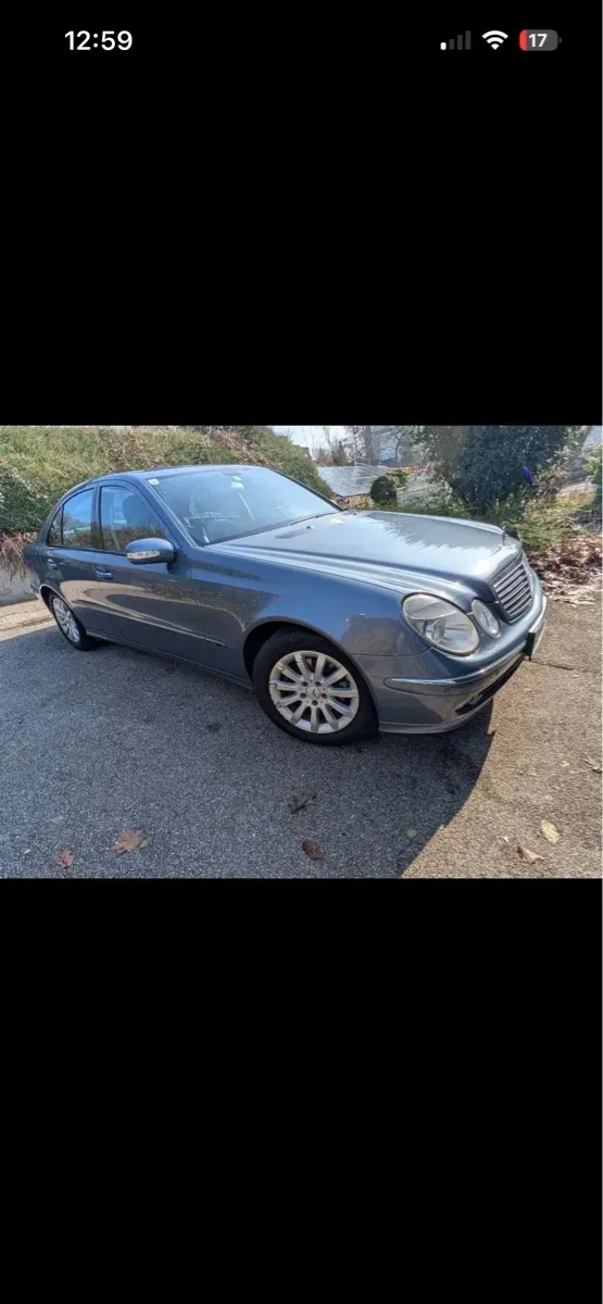 Mercedes-Benz E-Class 2005 photo 2