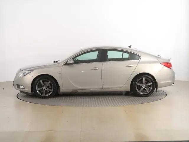 Opel Insignia 2009 photo 2