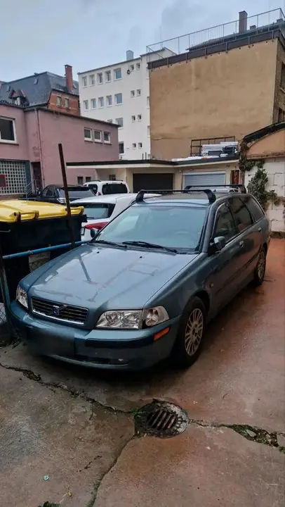 Volvo V40