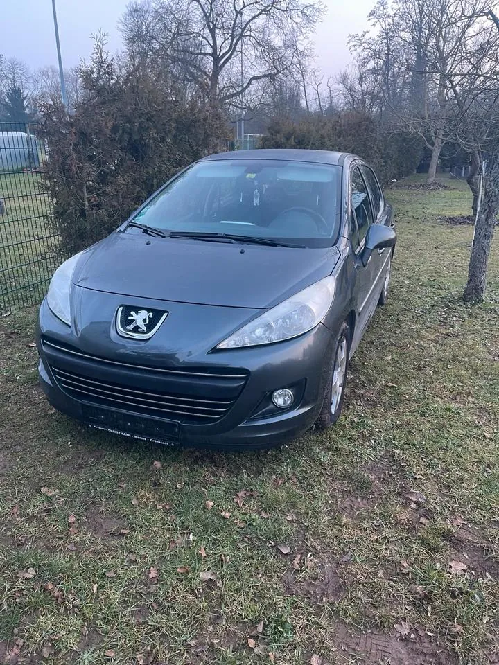 Peugeot 207