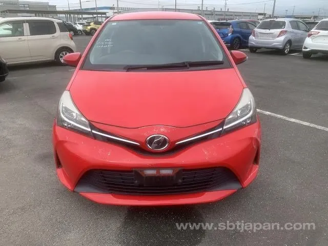 Toyota Vitz 2016 photo 5