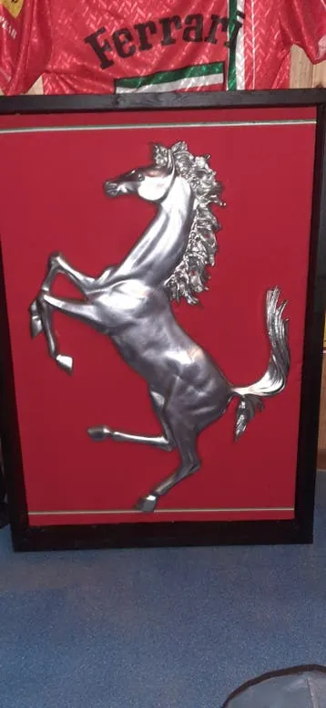 Ferrari Cadre