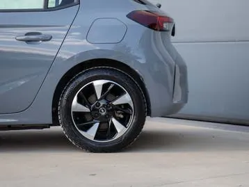 Opel Corsa 2024 photo 3