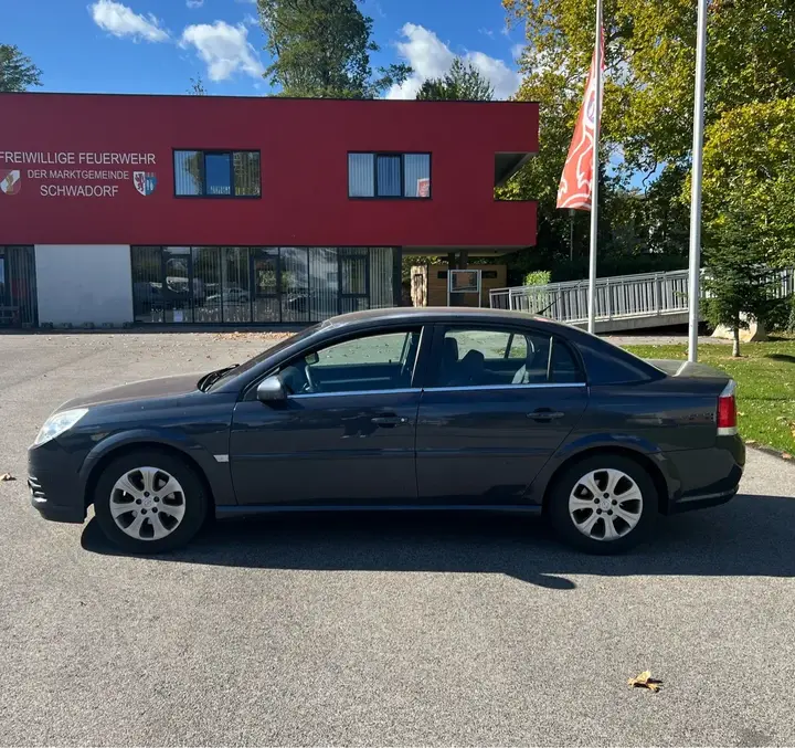Opel Vectra 2009 photo 2