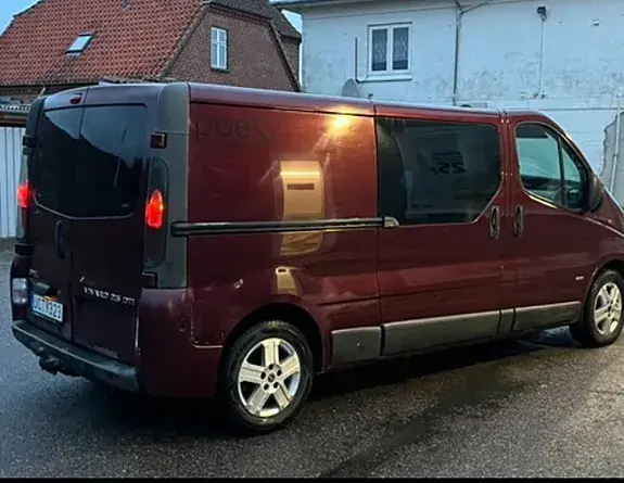 Opel Vivaro 2004 photo 3