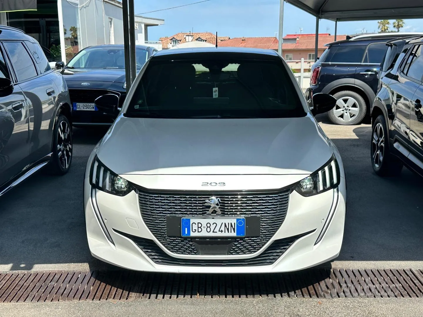 Peugeot 208 2020 photo 5