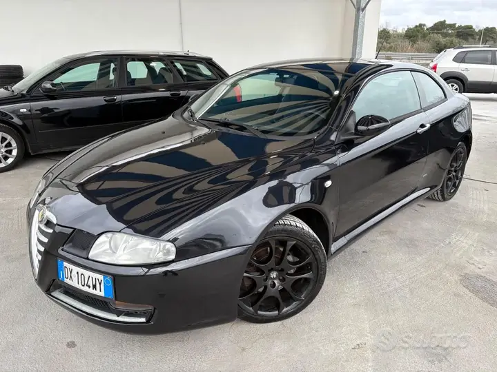 Alfa Romeo Gt 2009 photo 5