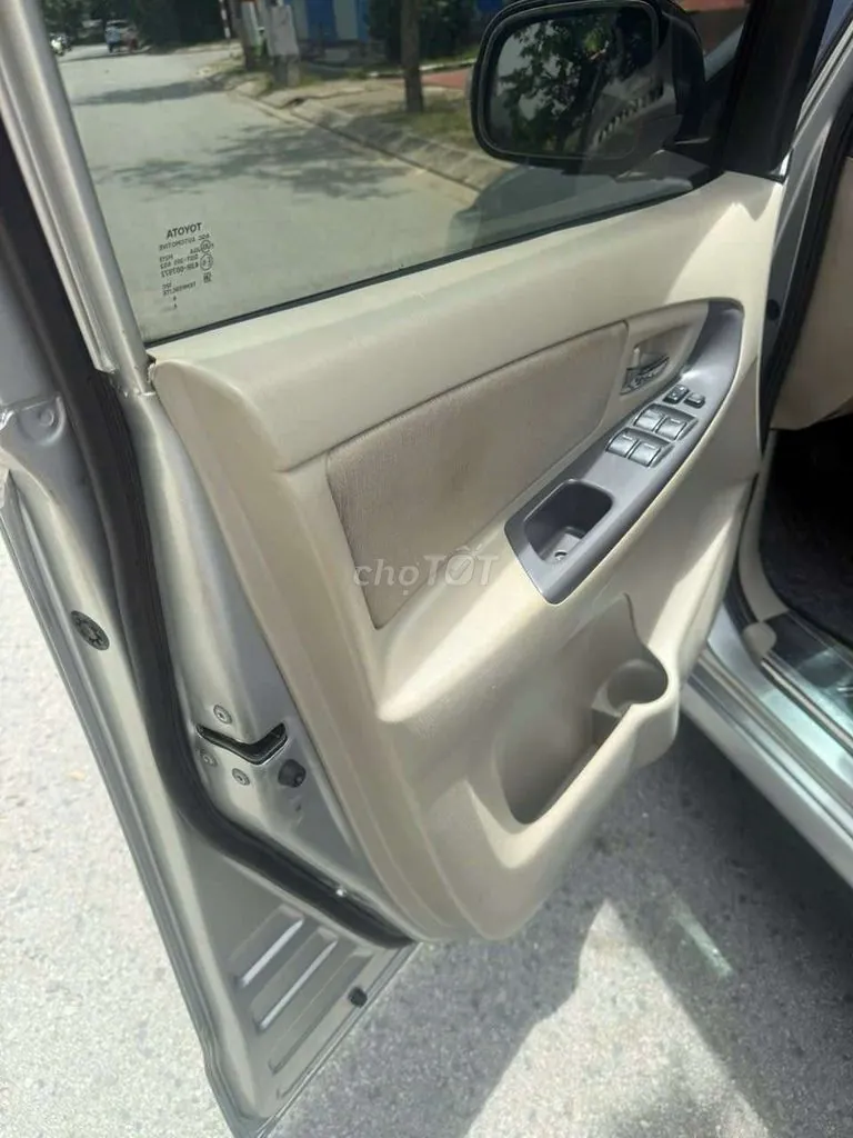 Toyota Innova 2014 photo 4