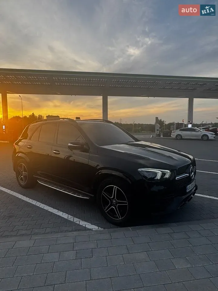 Mercedes-Benz Gle-Class 2021 photo 2