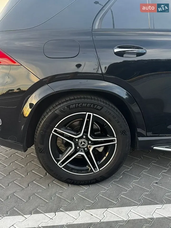 Mercedes-Benz Gle-Class 2021 photo 4