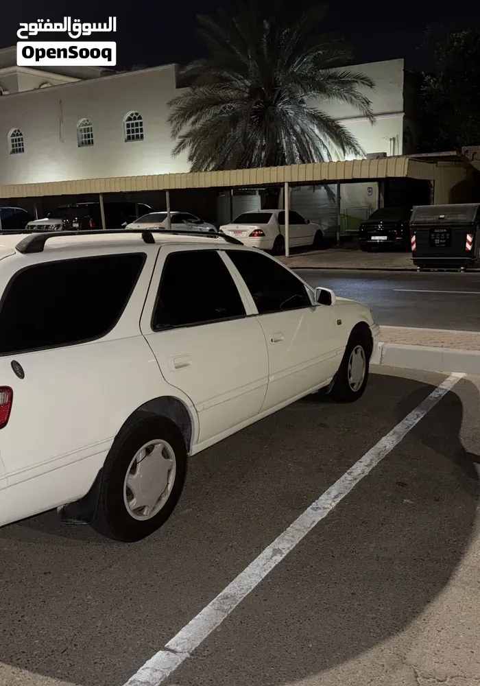 Toyota Camry 2000 photo 4