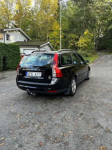 Volvo V50 2009 photo 2