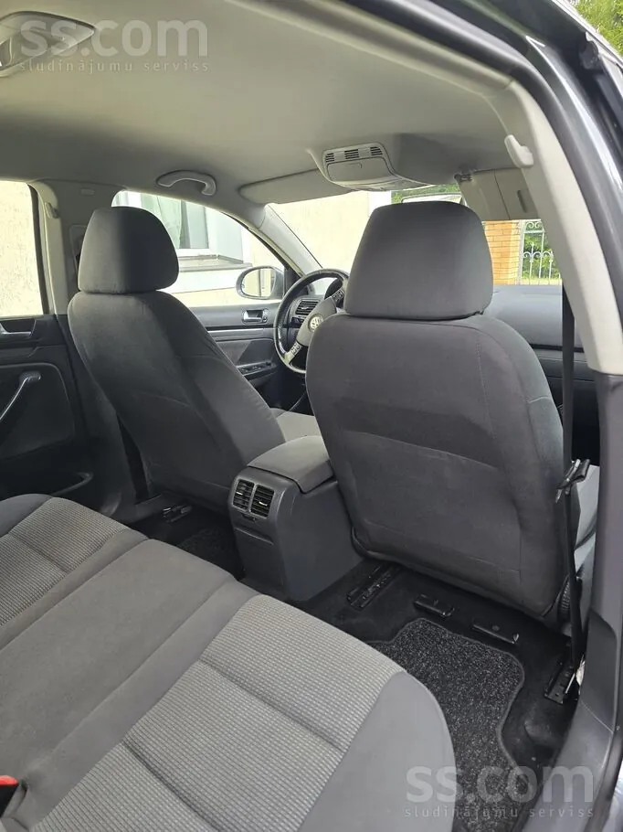 Volkswagen Golf 2009 photo 5