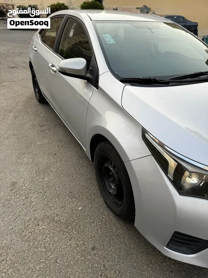 Toyota Corolla 2016 photo 3