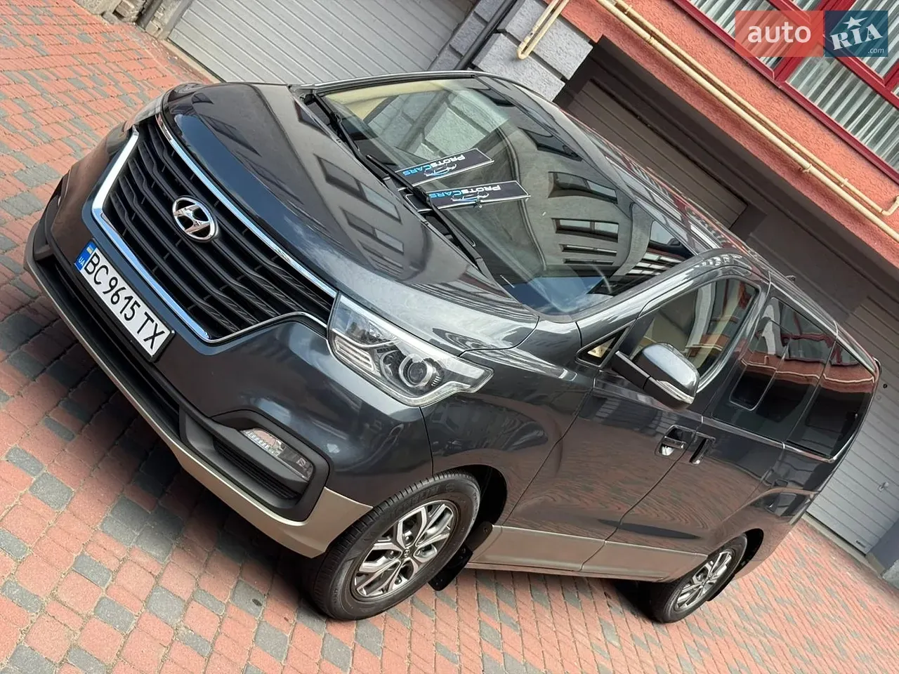 Hyundai H1