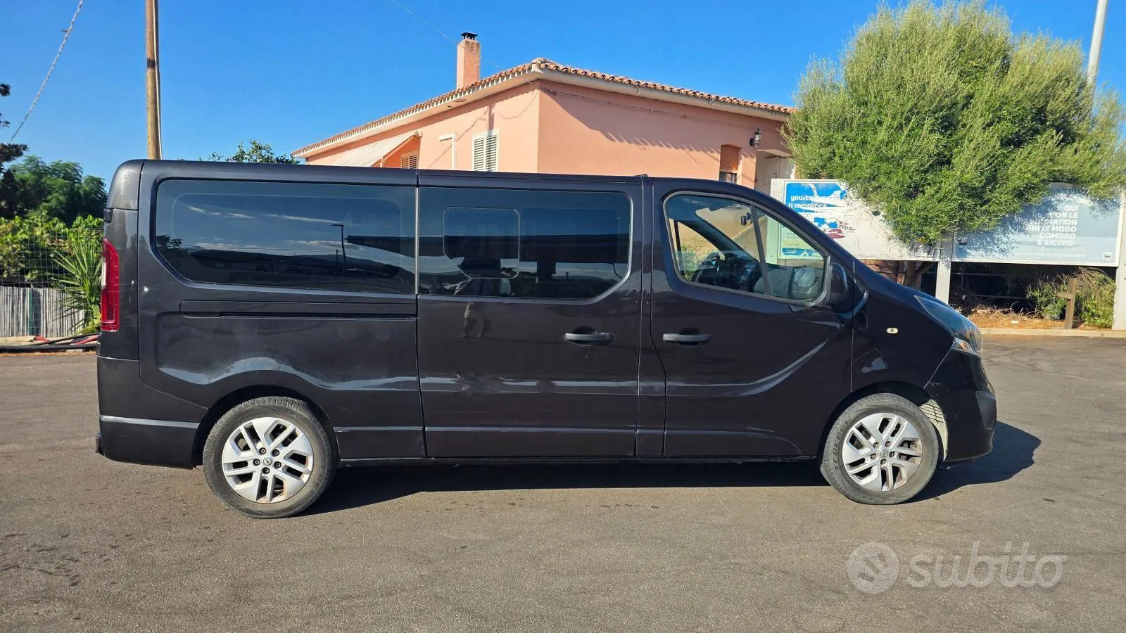 Opel Vivaro 2016 photo 4