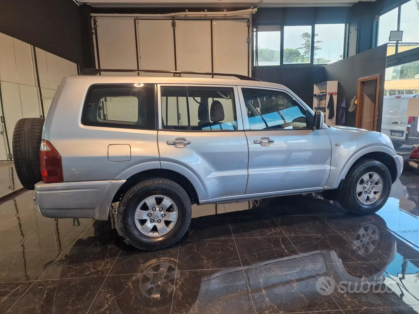 Mitsubishi Pajero 2004 photo 4