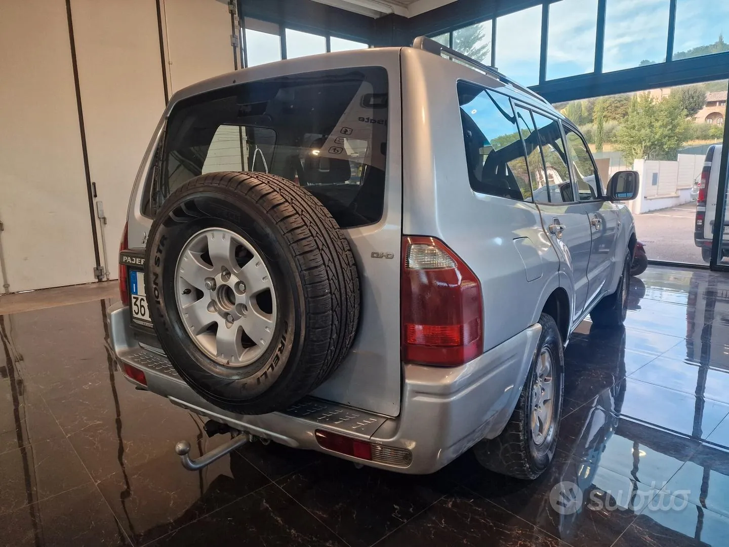 Mitsubishi Pajero 2004 photo 3