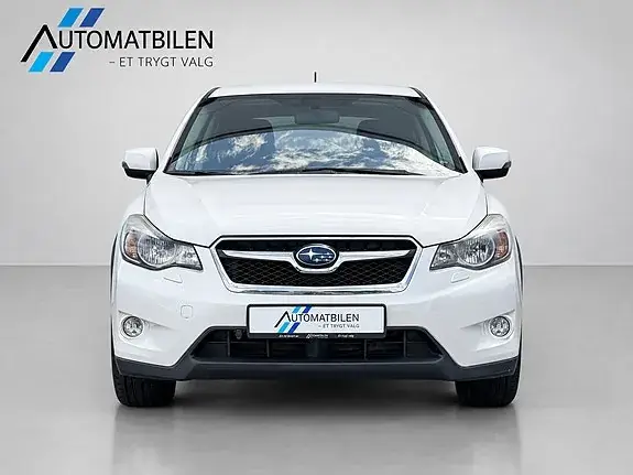 Subaru Xv 2013 photo 3