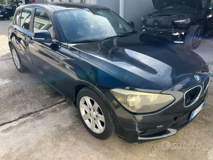 BMW 1 Series 2012 photo 2