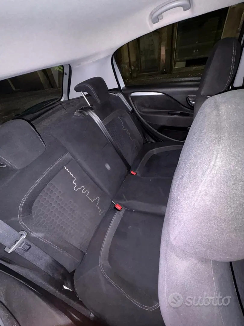 Fiat Punto 2014 photo 5