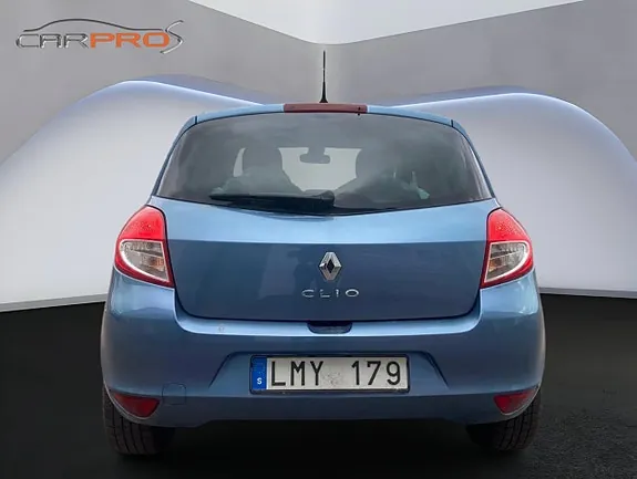 Renault Clio 2010 photo 3