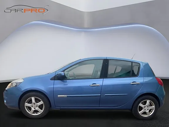 Renault Clio 2010 photo 4