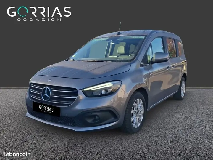 Mercedes-Benz T180