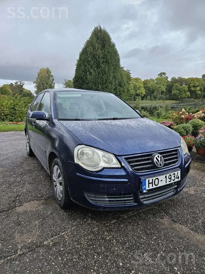 Volkswagen Polo 2006 photo 2