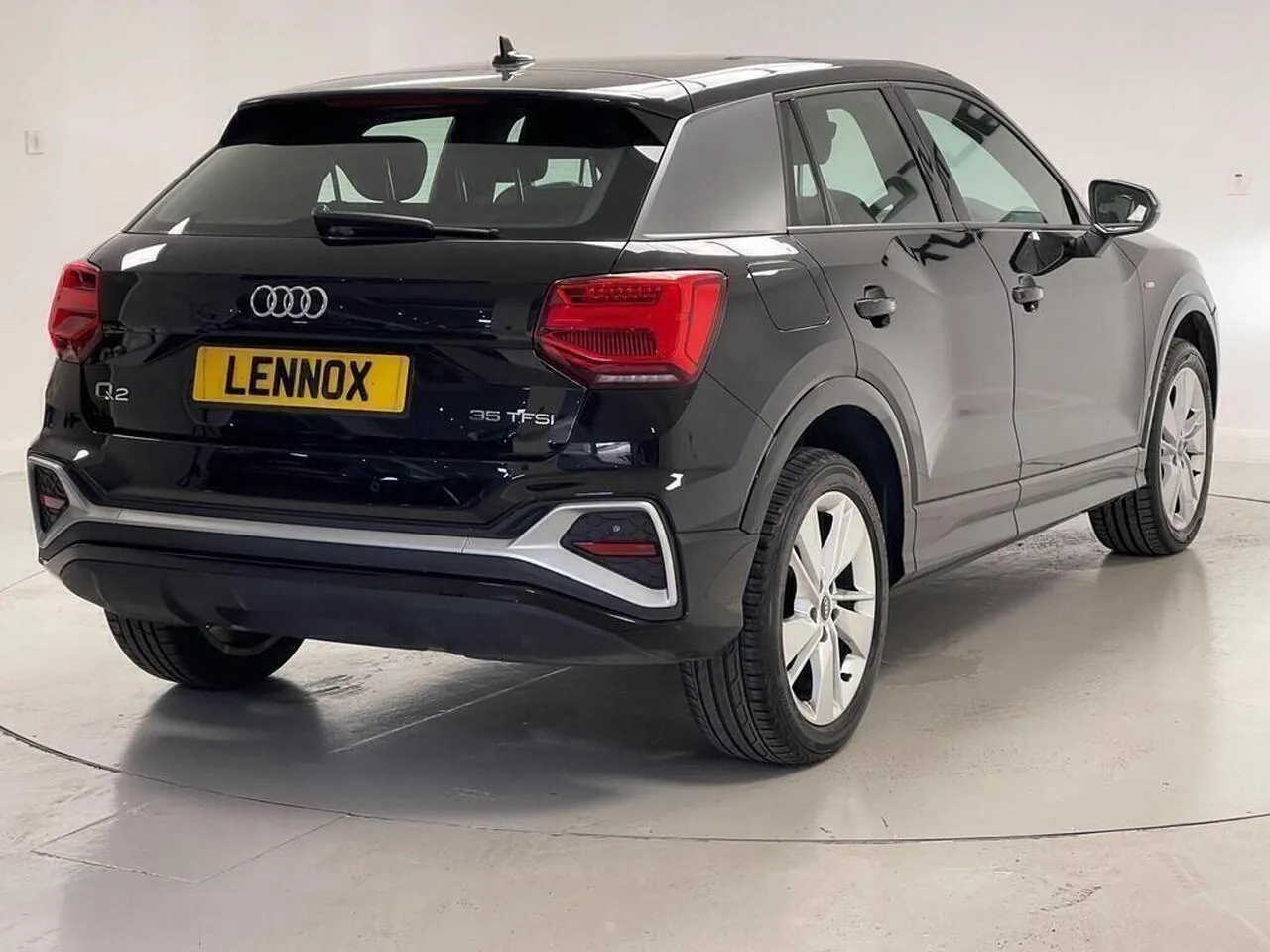 Audi Q2 2021 photo 3