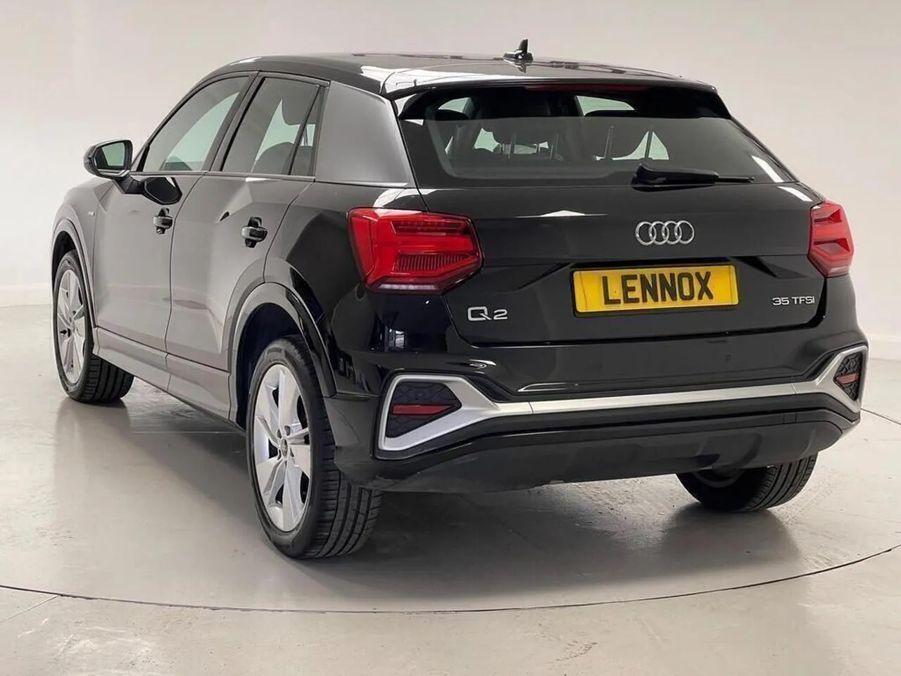 Audi Q2 2021 photo 4
