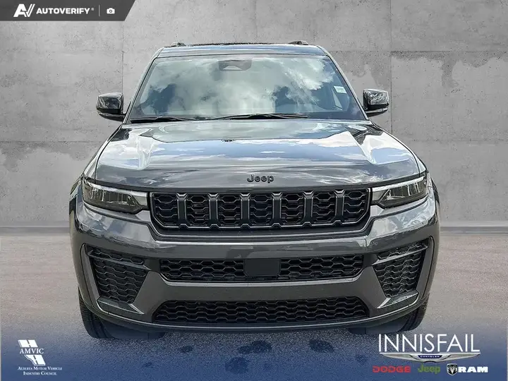 Jeep Grand Cherokee L 2026 photo 2