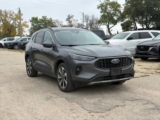 Ford Escape 2025 photo 2