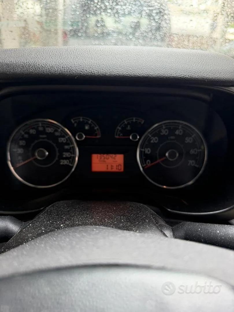 Fiat Punto 2009 photo 3