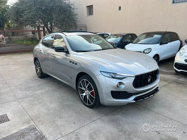 Maserati Levante 2017 photo 4